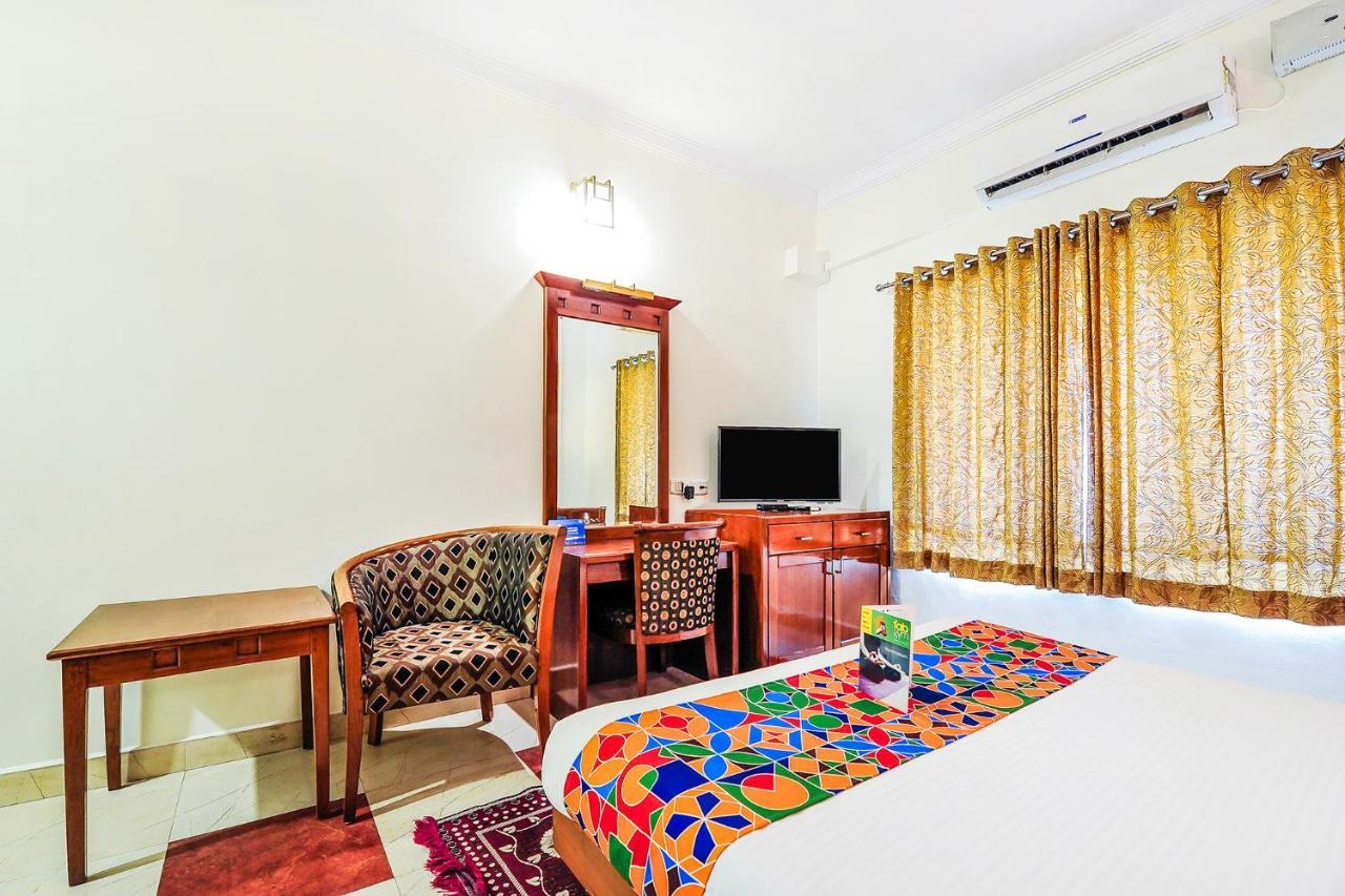 Fabhotel Kangappadan Residency Ramavarmapuram Thrissur Екстериор снимка