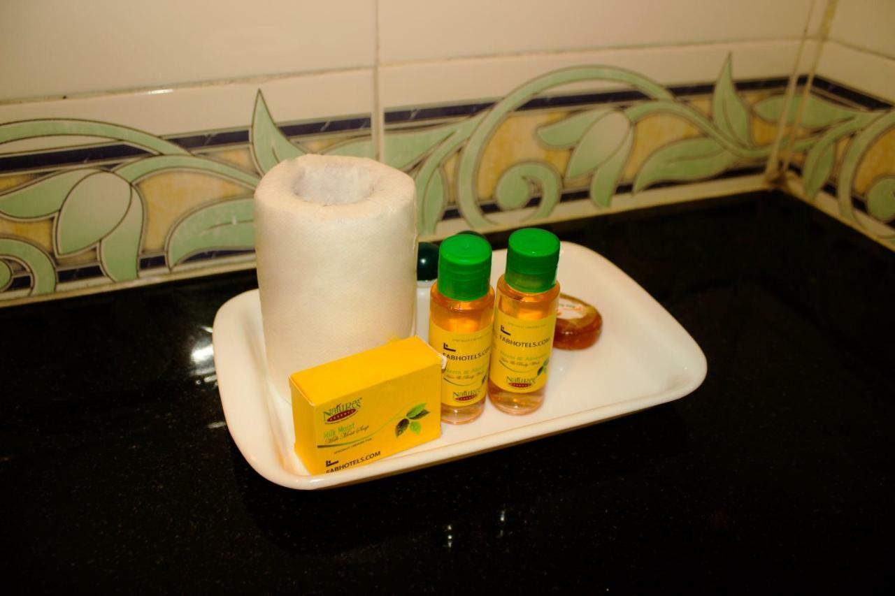 Fabhotel Kangappadan Residency Ramavarmapuram Thrissur Екстериор снимка